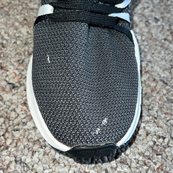 Adidas Equipment running athletic shoes 8.5 - Picture 7 of 15